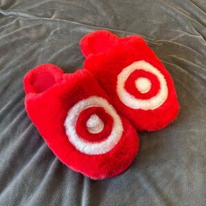 NWOT sold out Target Branded fuzzy slippers size S 5/6